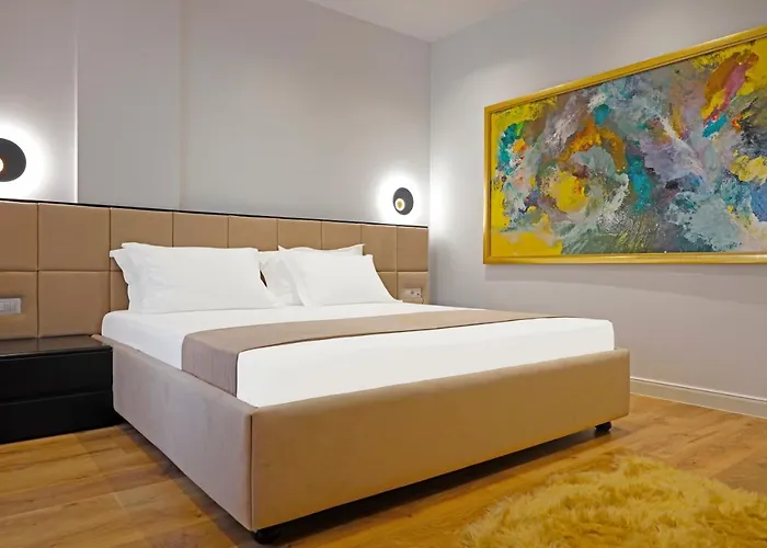 Hotel Tirana Berxull